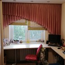 Ламбрекен в складку и римские шторы для детской комнаты